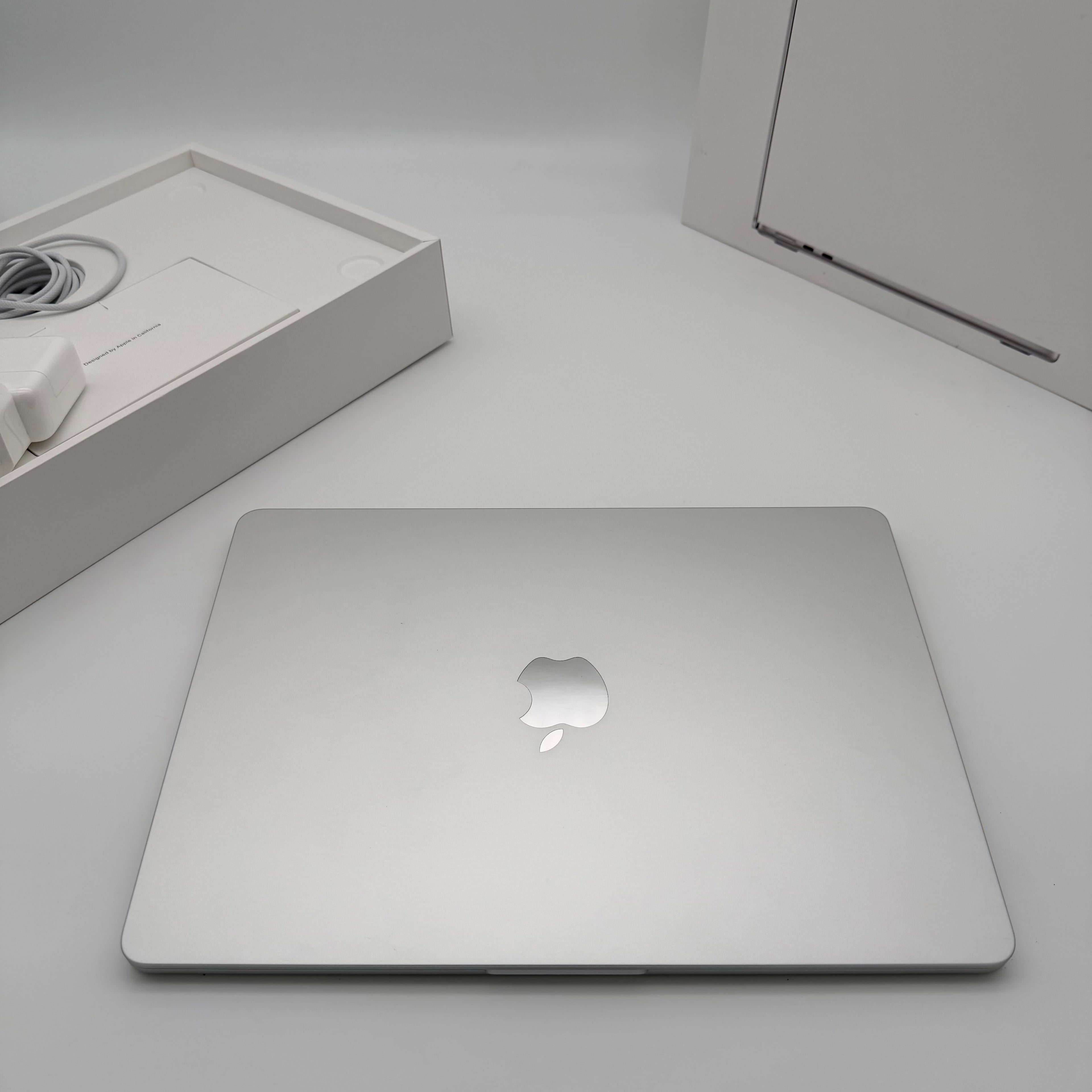 MacBook Air M4 2025 A3240 16gb 256gb silver