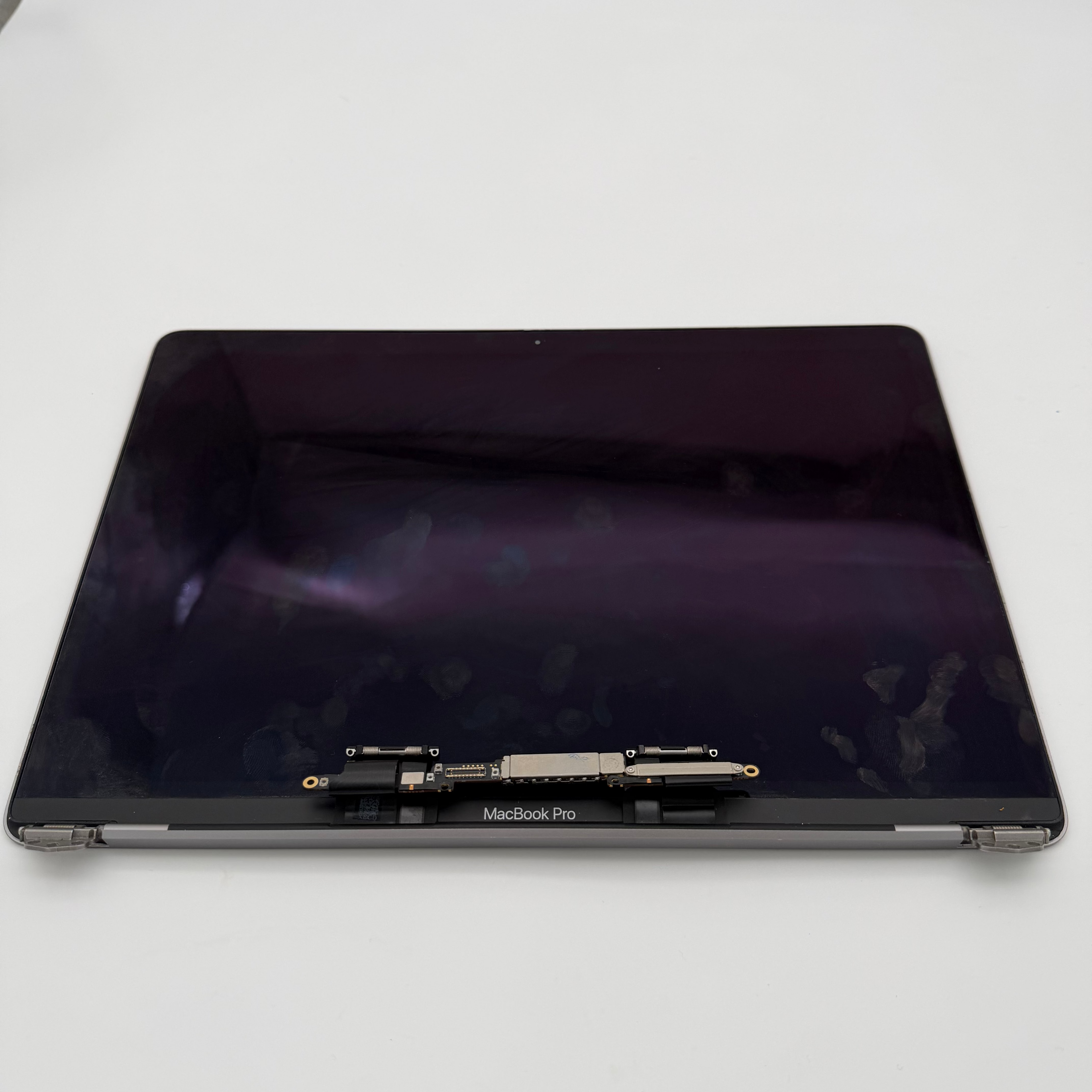 MacBook Pro 13 inch M1 2020 (A2338) Display space grey