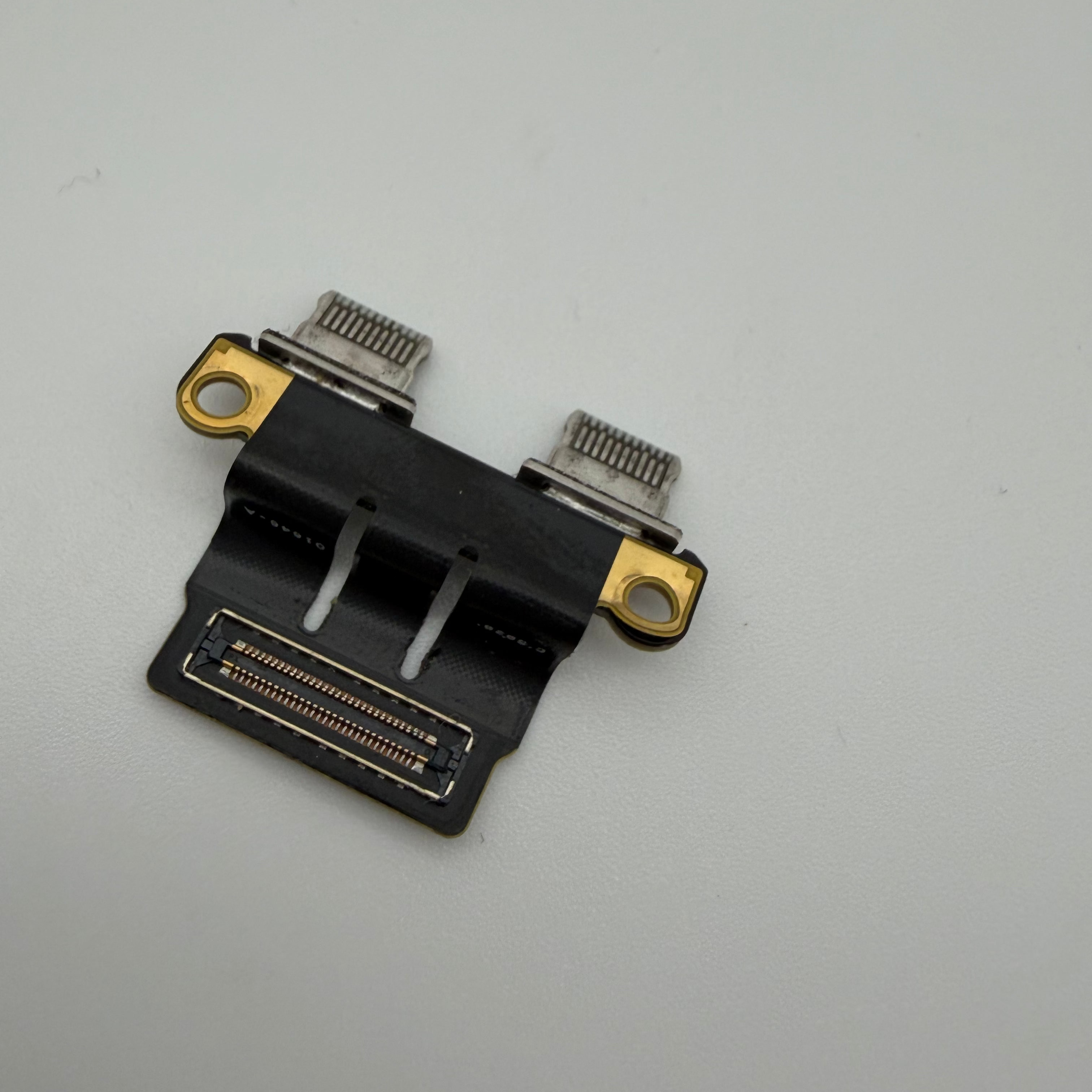 MacBook Pro M1 (A2338) USB-C Port | I/O Kabel