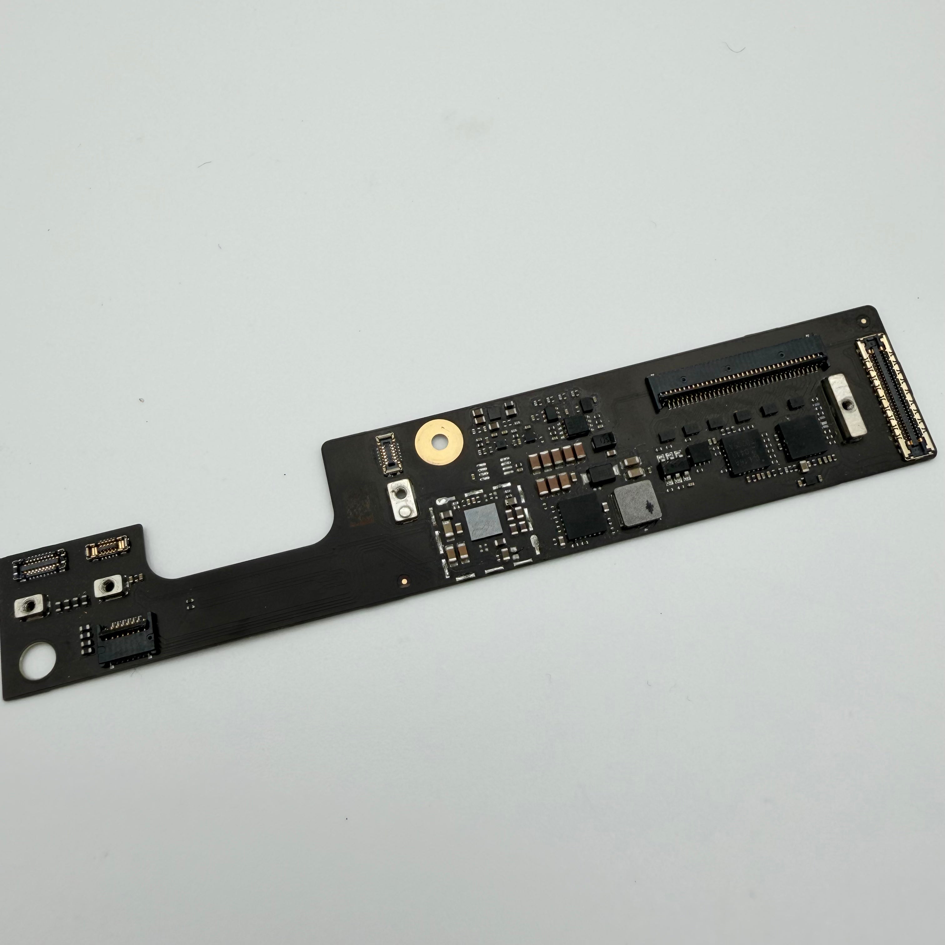 MacBook Air M2 (A2681) Daughterboard